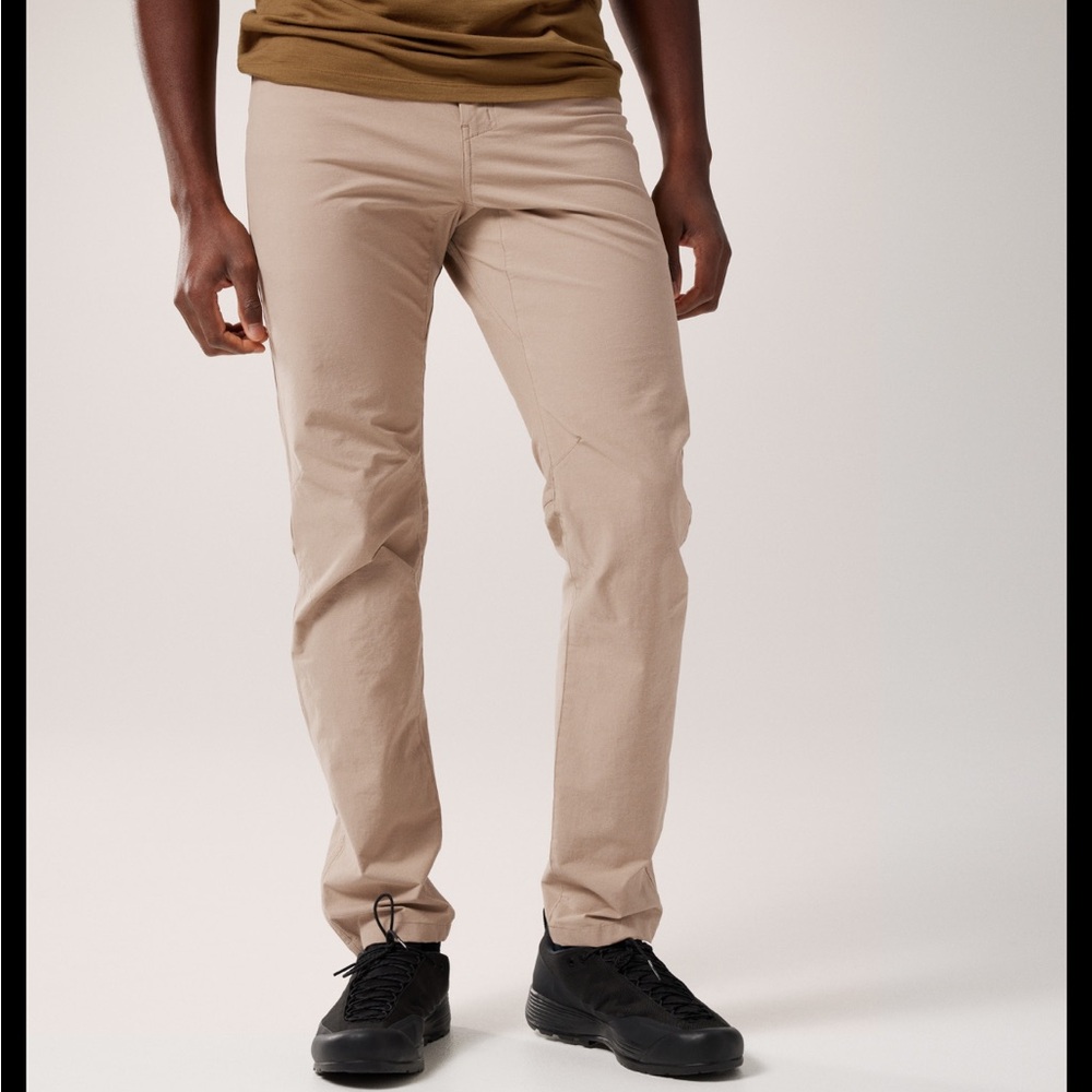 Arc'teryx Men's Tan Levon Pants